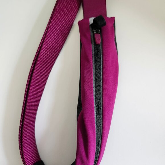 Lululemon | Fast & Free Running Belt Mini | S/M - Picture 4 of 6